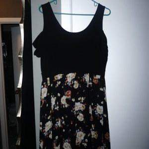 Plus size torrid maxi dress with sleeves